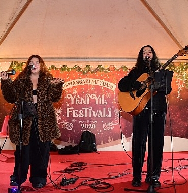 osmangazide-rednblack-festival-ruhunu-yansitti.jpg