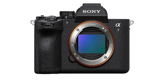 Sony, Yeni Nesil Alpha 7 V Full-Frame Fotoğraf Makinesi ve FE 28-70mm F3.5-5.6 OSS II Standart Zoom Lensini Tanıttı