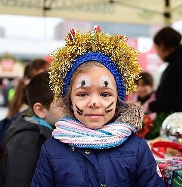 yeni-yil-festivali-osmangazi-meydaninda-yogun-ilgi-goruyor.jpg