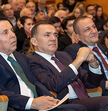 yenisehir-belediyesinin-onur-konugu-prof-dr-rusen-keles-oldu.jpg