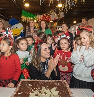 yuvamiz-izmirli-cocuklara-yeni-yil-surprizi.jpg