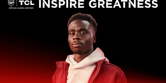 Arsenal’in yıldız futbolcusu Bukayo Saka, TCL’in yeni marka elçisi oldu