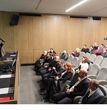 inegol-belediyesinden-otizm-farkindaligini-arttiran-seminer.jpg