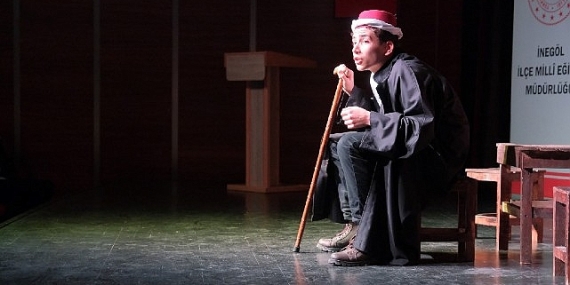İnegöl’de Genç Meddahlar Sahne Aldı