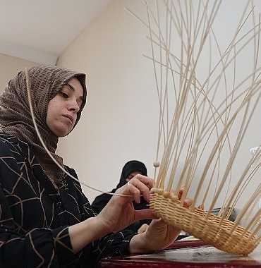 ko-mek-ile-ureten-eller-degisen-hayatlar.jpg