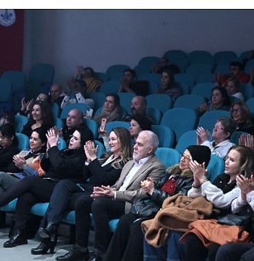 konakta-nazima-unutulmaz-anma.jpg