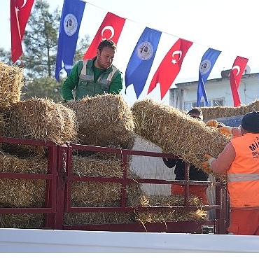 milas-belediyesi-ureticilere-yonelik-desteklerini-surduruyor.jpg