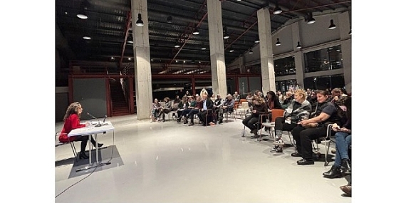 Nilüfer’de distopyada kadın kimliği tartışıldı