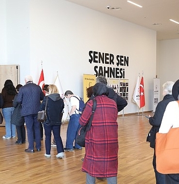 norvec-edebiyatinin-basyapiti-bir-halk-dusmani-atasehir-seyircisine-konuk-oldu.jpg