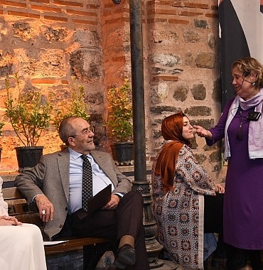 orhan-velinin-siir-dolu-hayati-osmangazide-sahnelendi.jpg