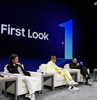 samsung-ces-2026da-duzenledigi-panelde-tasarimin-gelecegini-yeniden-dusunmeyi-ve-teknolojiyi-insanlik-icin-gelistirmeyi-ele-aldi.jpg