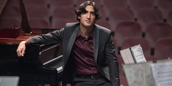 Şef Giuseppe Mengoli ve piyanist Cem Babacan  İstanbul Devlet Senfoni Orkestrası sahnesinde buluşuyor