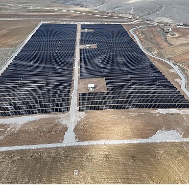 2027-sonunda-tesislerinin-tum-elektrik-ihtiyacini-geslerden-karsilayacak.jpg