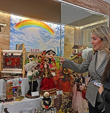 antalya-oyuncak-muzesine-azerbaycandan-26-parcalik-bagis.jpg