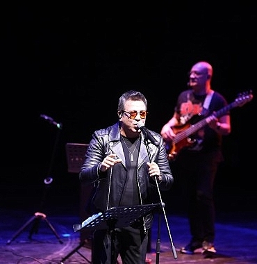 baris-manco-ve-cem-karaca-bakirkoyde-anildi.jpg