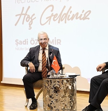 baskan-sadi-ozdemir-genclerle-bulustu.jpg