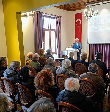 burhaniye-belediyesi-kent-arsivinde-vefa-ornegi.jpg