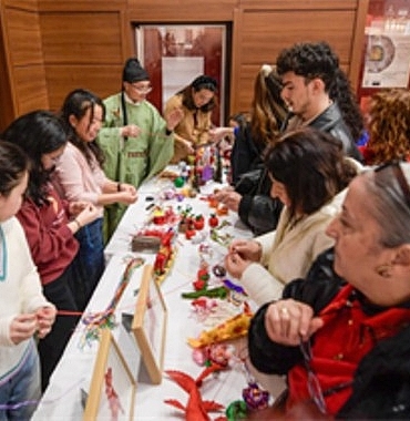 cin-yeni-yili-izmirde-kutlandi.jpg