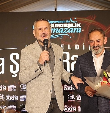 dursun-ali-erzincanli-ile-bayrampasada-siir-ziyafeti.jpg