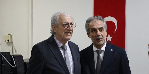 Ege İhracatçı Birlikleri’nden Ege Üniversitesinin laboratuvar altyapısına stratejik bağış