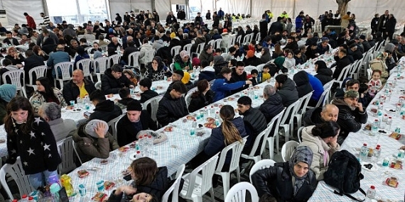 Gebze’de bir sofra, bin bereket