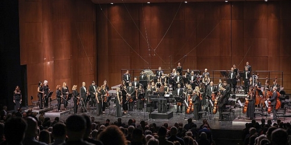 İDSO DenizBank Konserleri şubat ayını depremzedeleri anarak karşıladı