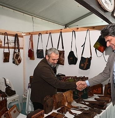 kartepede-ramazan-coskusu-kent-meydaninda-basladi.jpg