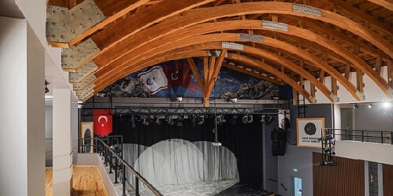 Kültür ve Sanat Kenti Ayvalık’a 300 Kişilik Salon…