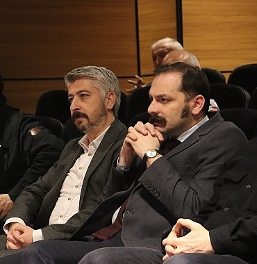 maltepede-dunya-nereye-gidiyor-sorusu-masaya-yatirildi.jpg