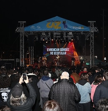 nilufer-genc-caz-evrencan-gunduz-ile-final-yapti.jpg