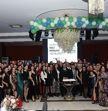 nilufer-halk-danslari-toplulugundan-25inci-yila-ozel-kutlama.jpg