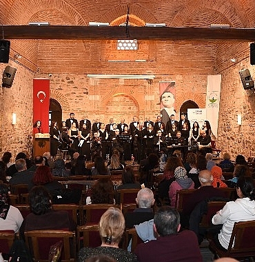 osmangazi-belediyesinden-sevgililer-gununde-sevgi-notalari-konseri.jpg