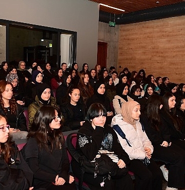 osmangazide-ramazan-coskusu-karagoz-ile-perdeye-yansidi.jpg