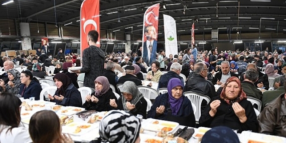 Osmangazi’de Ramazan Coşkusu Meydanlara Taşıyor