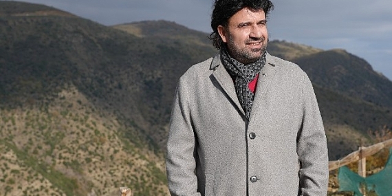 Taverna Müziğinin En Güçlü Sesi: Tuncay Tuncel’den “Bugün Doğum Günüm”