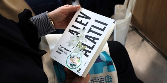 Yazar Alev Alatlı, adını taşıyan kütüphanede anıldı