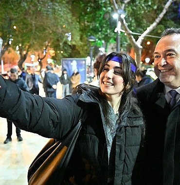 8-martta-anlamli-bulusma-sergiler-anlatilar-ve-yuruyus.jpg