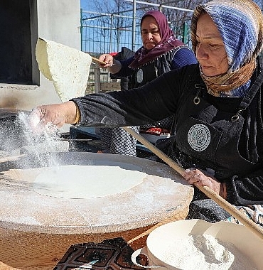 antalya-buyuksehirin-kadinlara-yonelik-destekleri-istihdama-donusuyor.jpg
