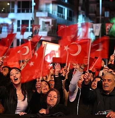 ataturkun-antalyaya-gelisinin-96nci-yili-buyuk-bir-coskuyla-kutlandi.jpg