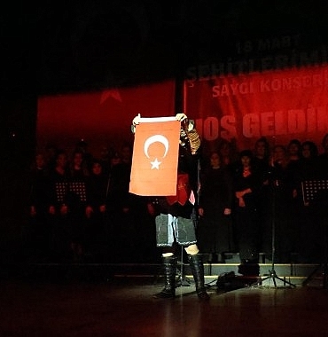 baskan-cercioglu-vatandaslari-18-mart-sehitlerimize-saygi-konseri-ile-bulusturdu.jpg