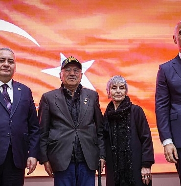 baskan-ozarslan-istiklal-marsinin-kabulunun-105-yil-donumu-programina-katildi.jpg