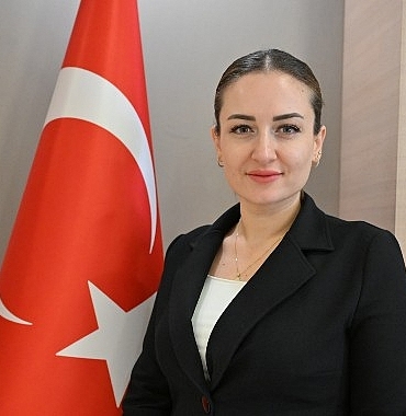 baskan-vekili-busra-ozdemirin-istiklal-marsinin-kabulu-ile-ilgili-mesaji.jpg