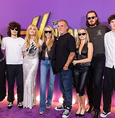bir-nesli-tanimlayan-ikonik-karakter-hannah-montana-geri-dondu.jpg