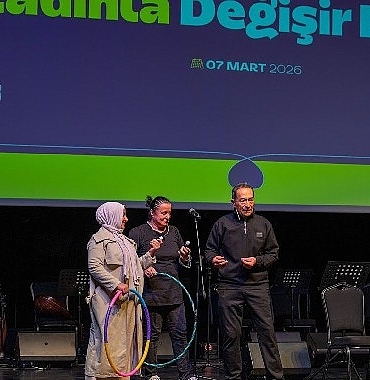 buyuksehir-kadinla-degisir-dunya-temasiyla-8-marti-kutladi-hayatin-her-alaninda-sizler-varsiniz.jpg
