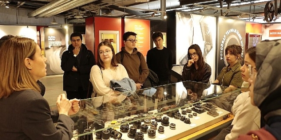 Büyükşehir’le fotoğrafın tarihsel yolculuğuna çıktılar
