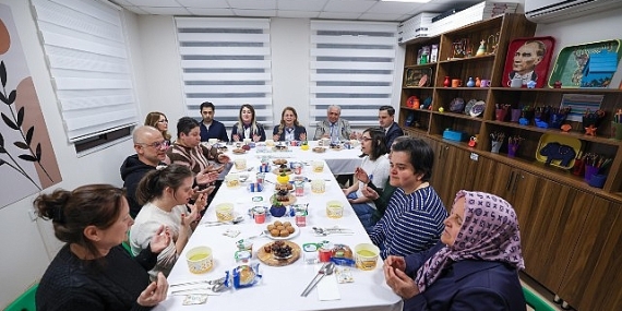 Engelsiz Yaşamevi’nde İftar Buluşması