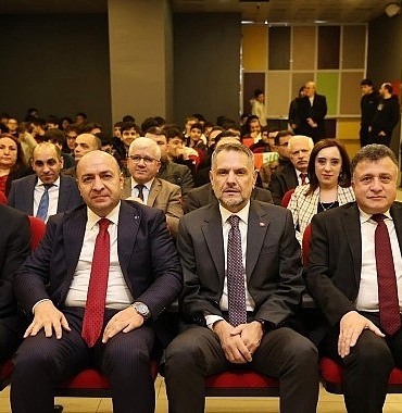 istiklal-marsinin-kabulu-bayrampasada-torenle-kutlandi.jpg