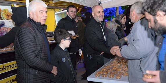 Kadir Gecesi’nde Gönüller Bir Oldu