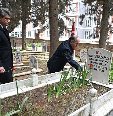 kartepede-18-mart-canakkale-zaferi-gururla-anildi.jpg