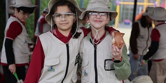 Kartepeli Miniklerden Tarihe Yolculuk